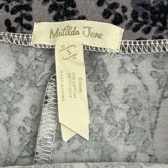 Matilda Jane Finn Tier Pant Size Small Black & Gray Floral Boho Flared - Picture 10 of 14